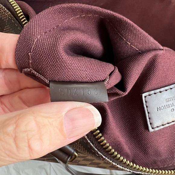 SOLD Authentic Louis Vuitton Iena MM - Picture 8 of 13